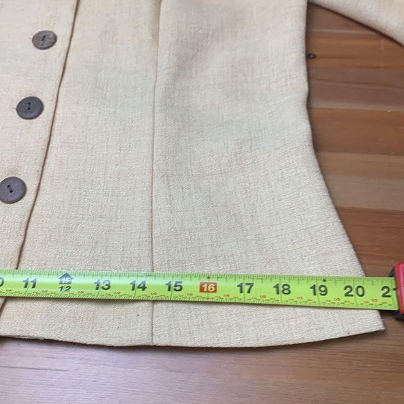 Courtnay Vintage Pale Yellow Office Top, Jacket, 3/4 Sleeves, Summer Weight - Picture 12 of 14